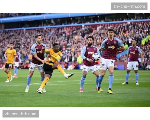 英超：阿斯顿维拉1-0小胜狼队，沃特金斯打入唯一进球